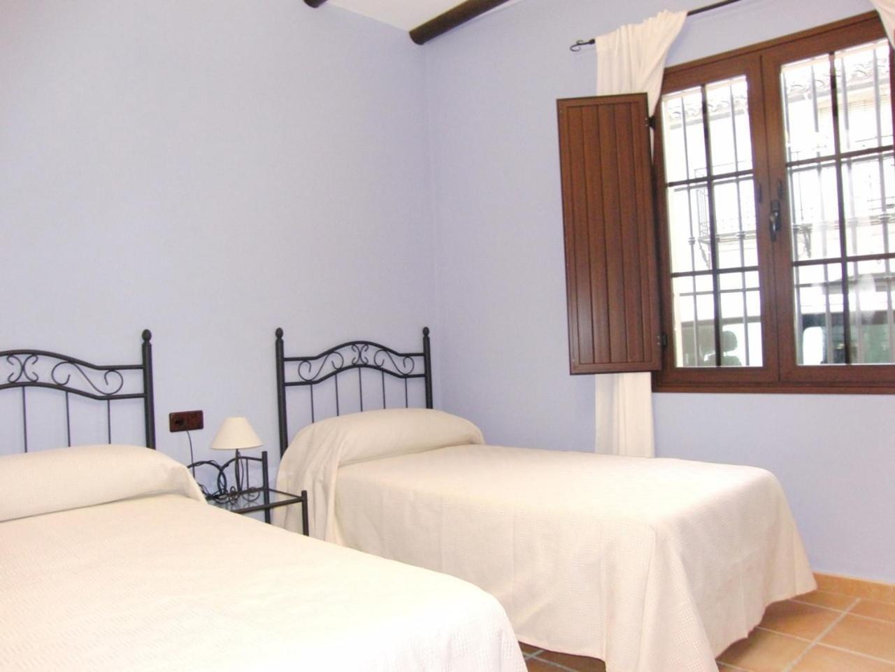 Hotel El Romeral Almadén de la Plata Esterno foto